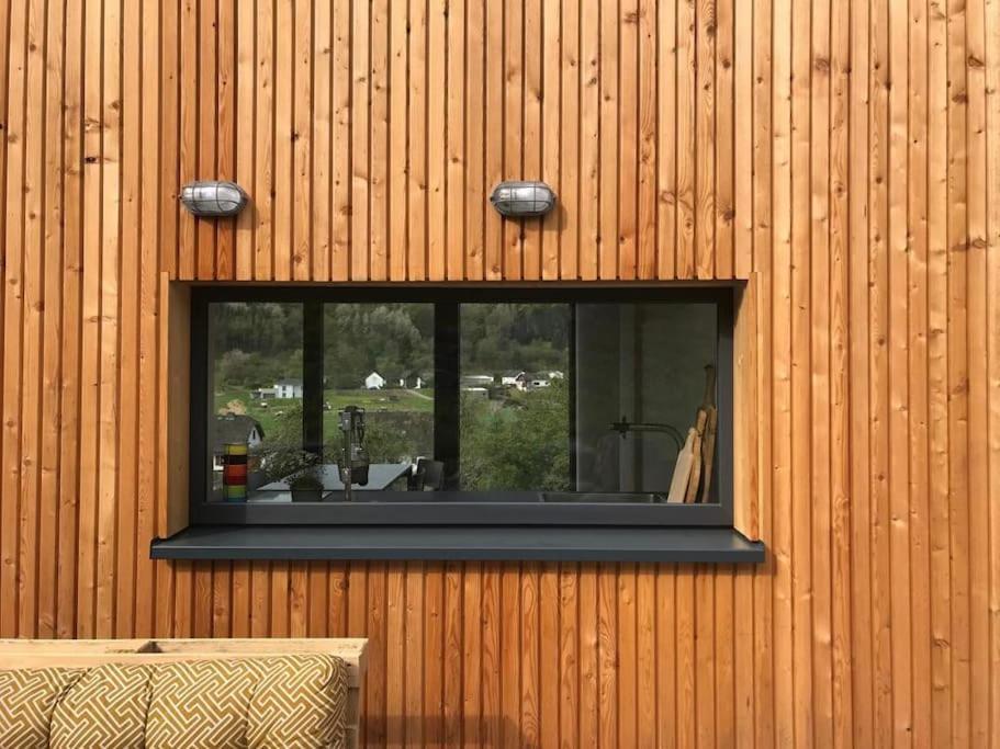 Eifelhausaufzeit-Vulkaneifel-Architekten-Chalet Mit Sauna Im Vulkankrater Immerath Εξωτερικό φωτογραφία