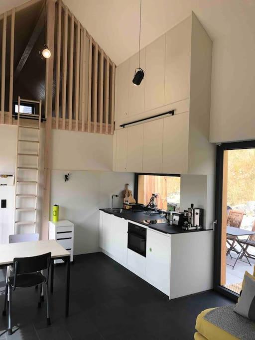 Eifelhausaufzeit-Vulkaneifel-Architekten-Chalet Mit Sauna Im Vulkankrater Immerath Εξωτερικό φωτογραφία